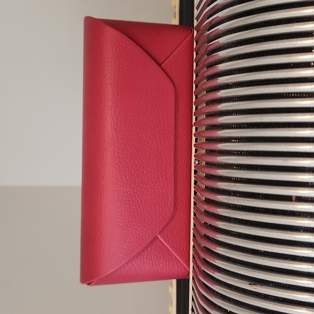 HOT PINK SEE GLASSES CASE WITH CLEANING CLOTH